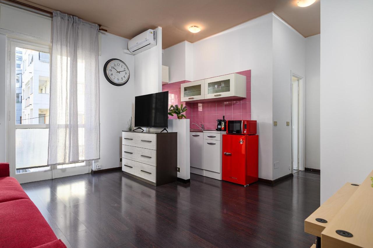Gressoney 6-Sx - Monolocale Cool Apartment Milan Bagian luar foto